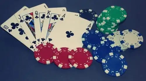 Thể thao điện tử và bóng đá trực tuyến tại ee88bet