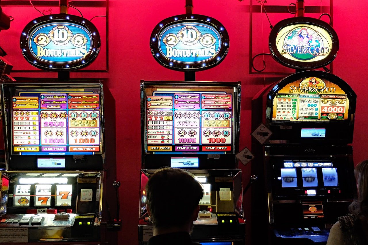 Trò chơi slots online hấp dẫn trên nền tảng ee88bet